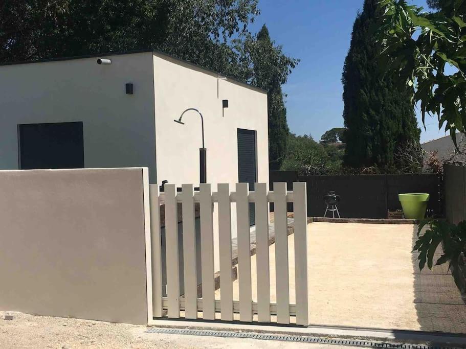 Lou Mazet Villa Uchaud Exteriör bild