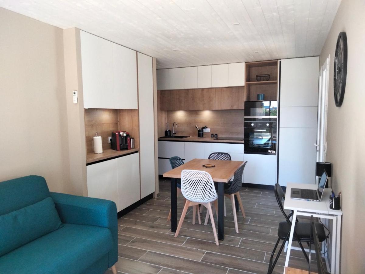 Lou Mazet Villa Uchaud Exteriör bild